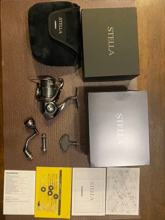 未使用22ステラ4000MHG カスタムハンドルノブ付きリールスタンド付き