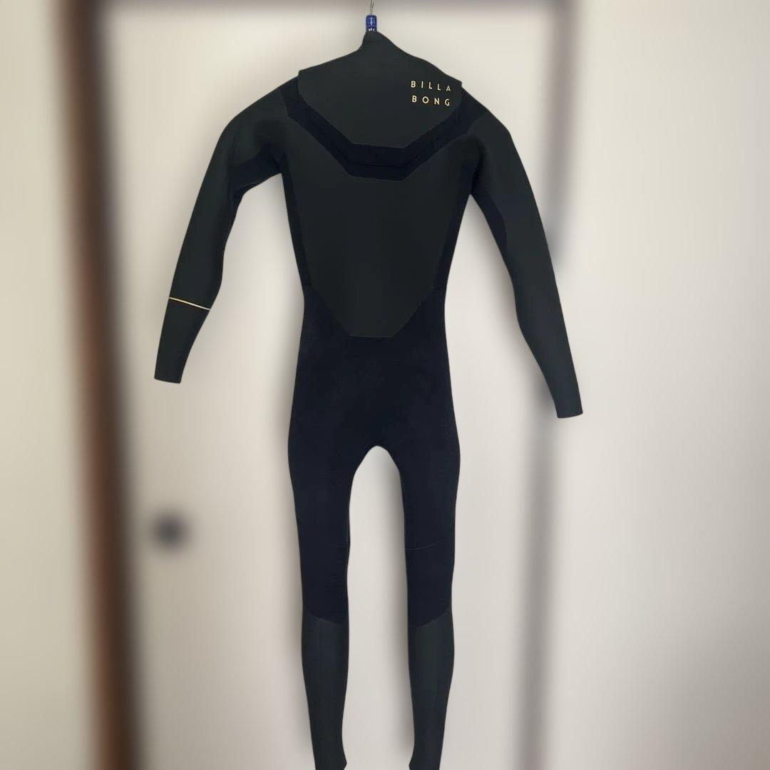 ビラボン　セミドライ　裏起毛　Mサイズ