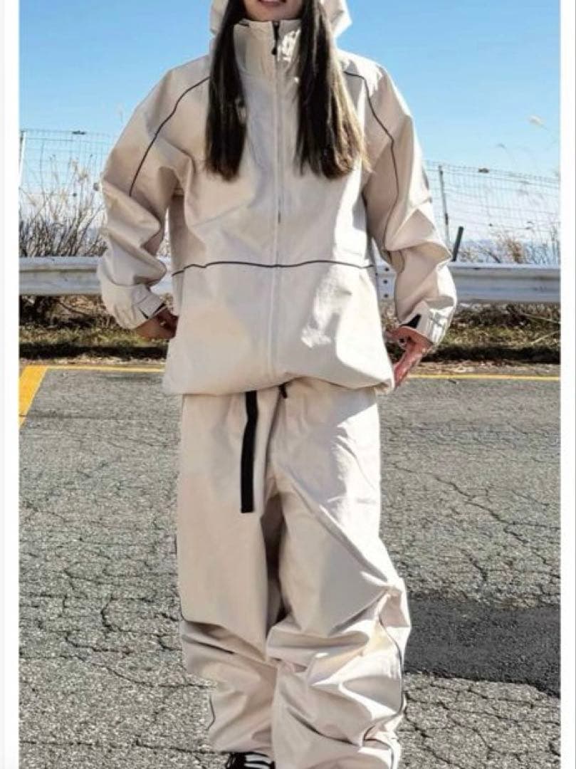 HIMASS MANIA クリームベージュ