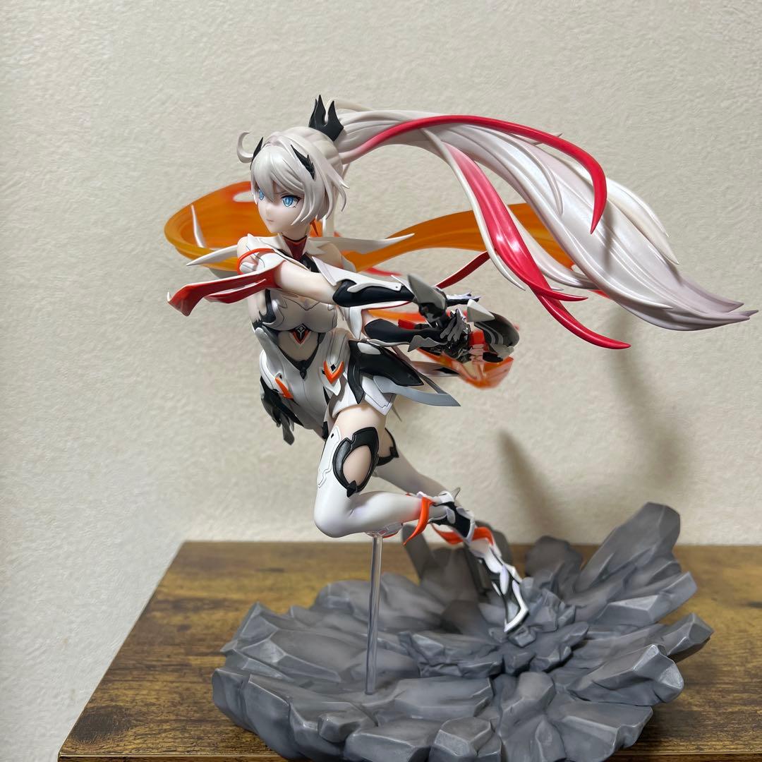 崩壊3rd キアナ 薪炎の律者 1/7スケールフィギュア