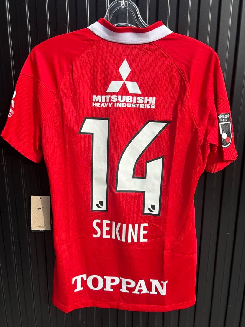 ☆送料無料☆NIKE(ナイキ)浦和レッズ2022年ホームユニフォーム☆関根貴大☆