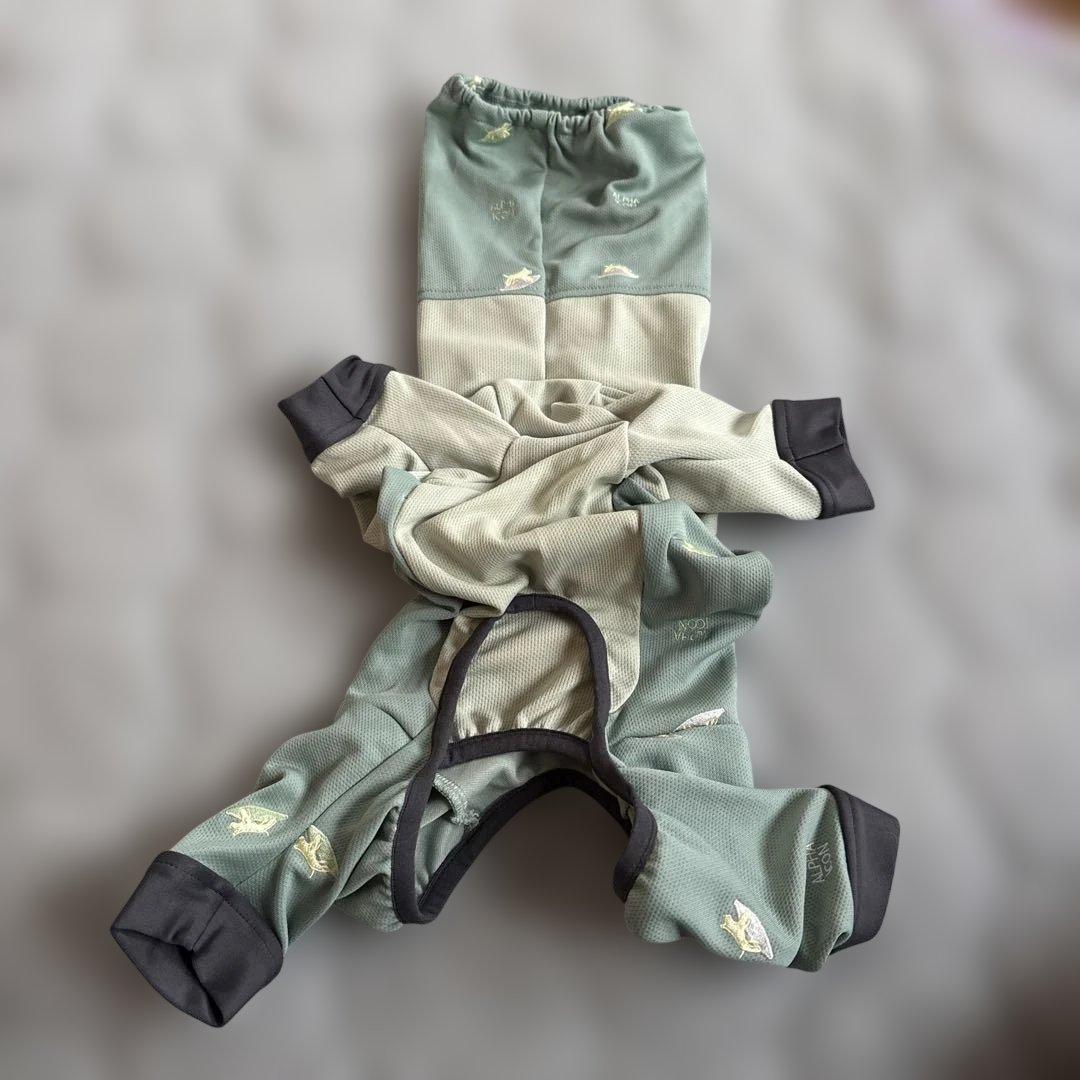 lihn0629　犬服 Mサイズ アルファアイコン