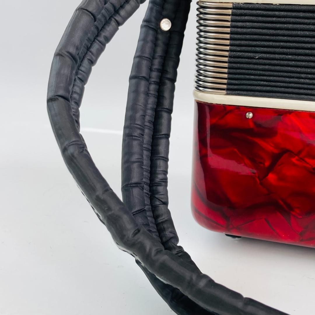 美品 BAILE アコーディオン M2019 30鍵 24ベース 赤 ケース付