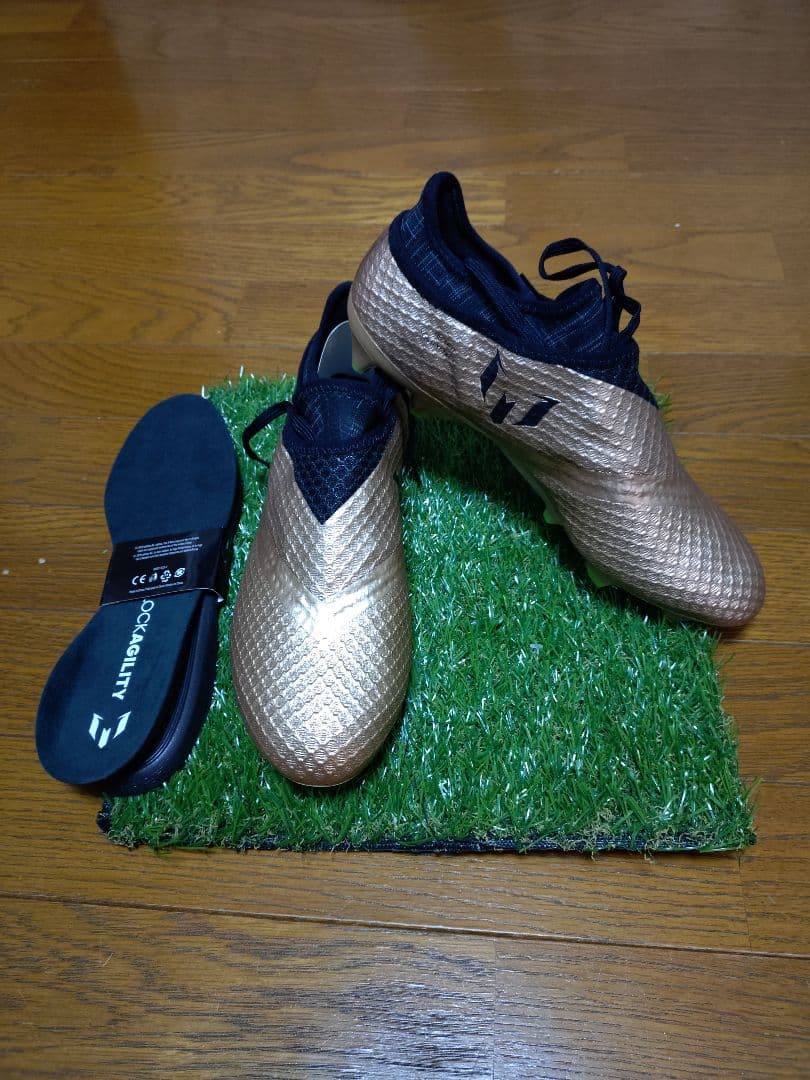 アディダス メッシ 16 ピュアアジリティ