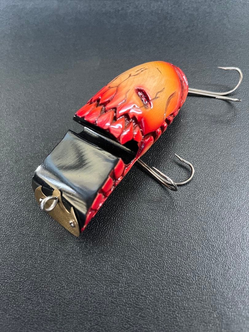 ツムジ　ヴァルガーフロッグ　限定