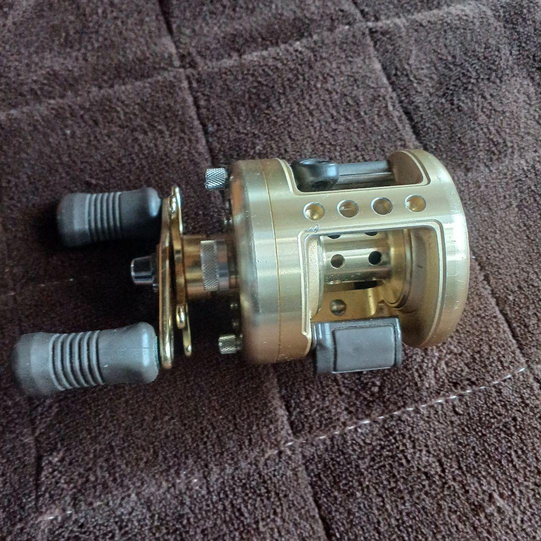 シマノ　カルカッタ101XT