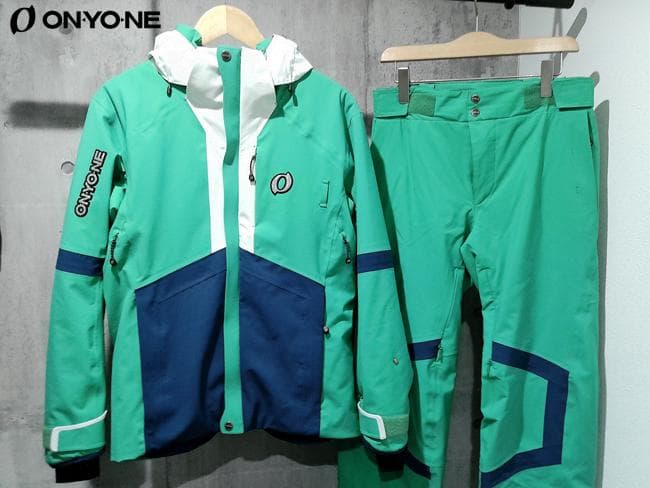 美品 オンヨネ Hyglater 4wayストレッチ スキーウエア 上下セット