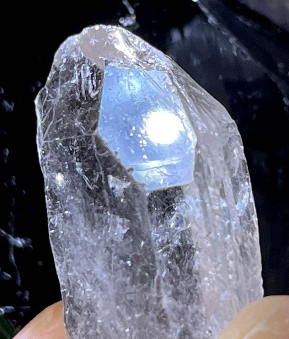 レコードキーパー✨  ブラジル・ミナスジェライス州 水晶　クリスタル　原石