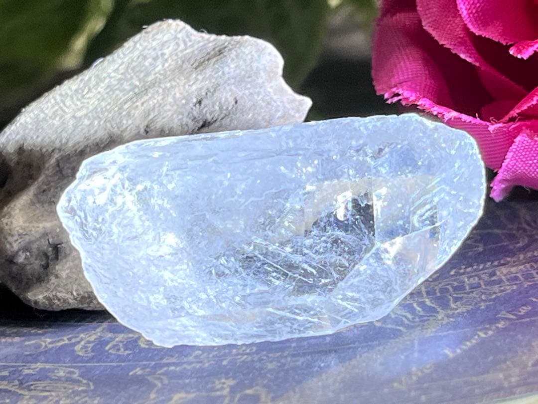 レコードキーパー✨  ブラジル・ミナスジェライス州 水晶　クリスタル　原石