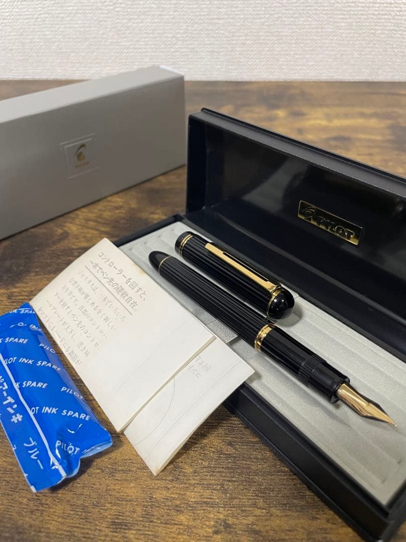 試筆のみ　初代　ジャスタス　14金　万年筆　細字　パイロット　嵌合式　備品付き