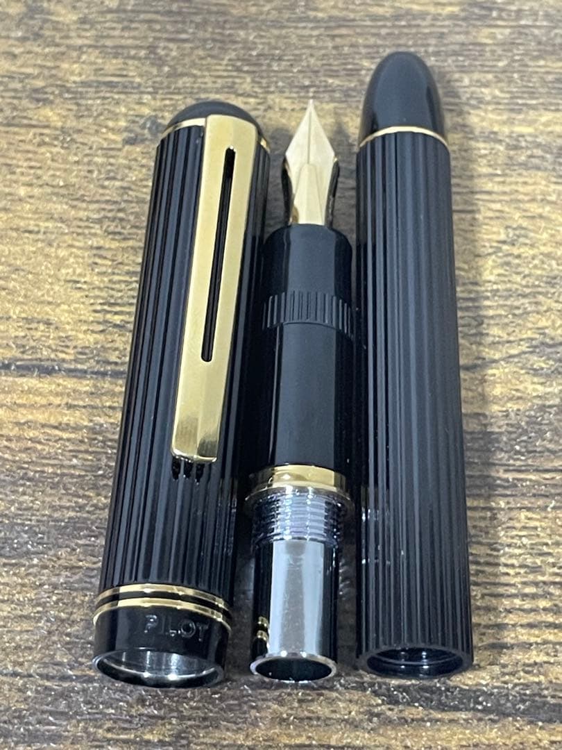 試筆のみ　初代　ジャスタス　14金　万年筆　細字　パイロット　嵌合式　備品付き