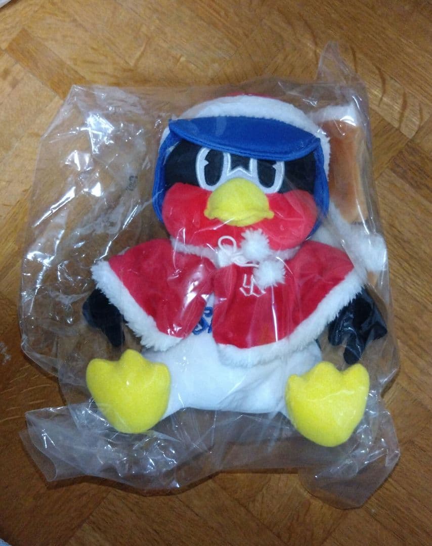 ヤクルトスワローズ　お座りつば九郎　つばサンタ＆つばかい着せ替えver.