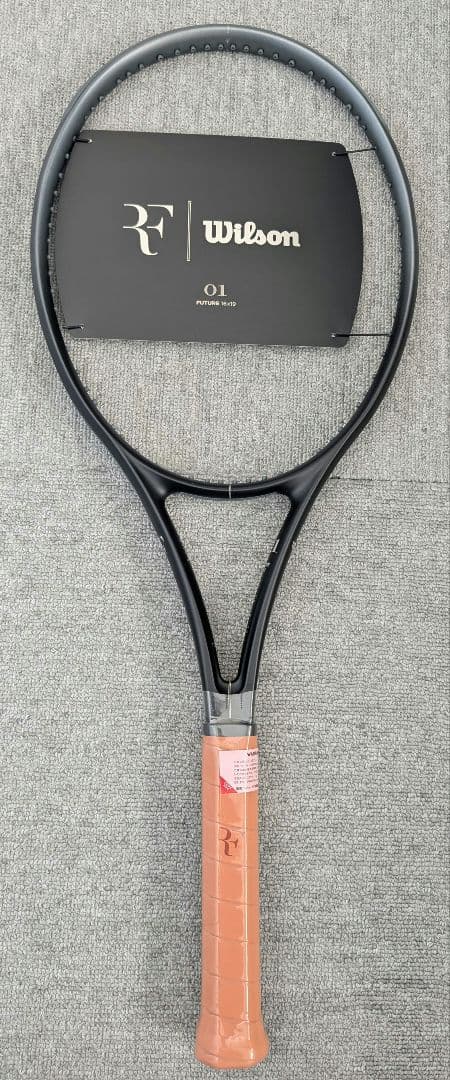 ラケット(硬式用) Wilson RF 01 future