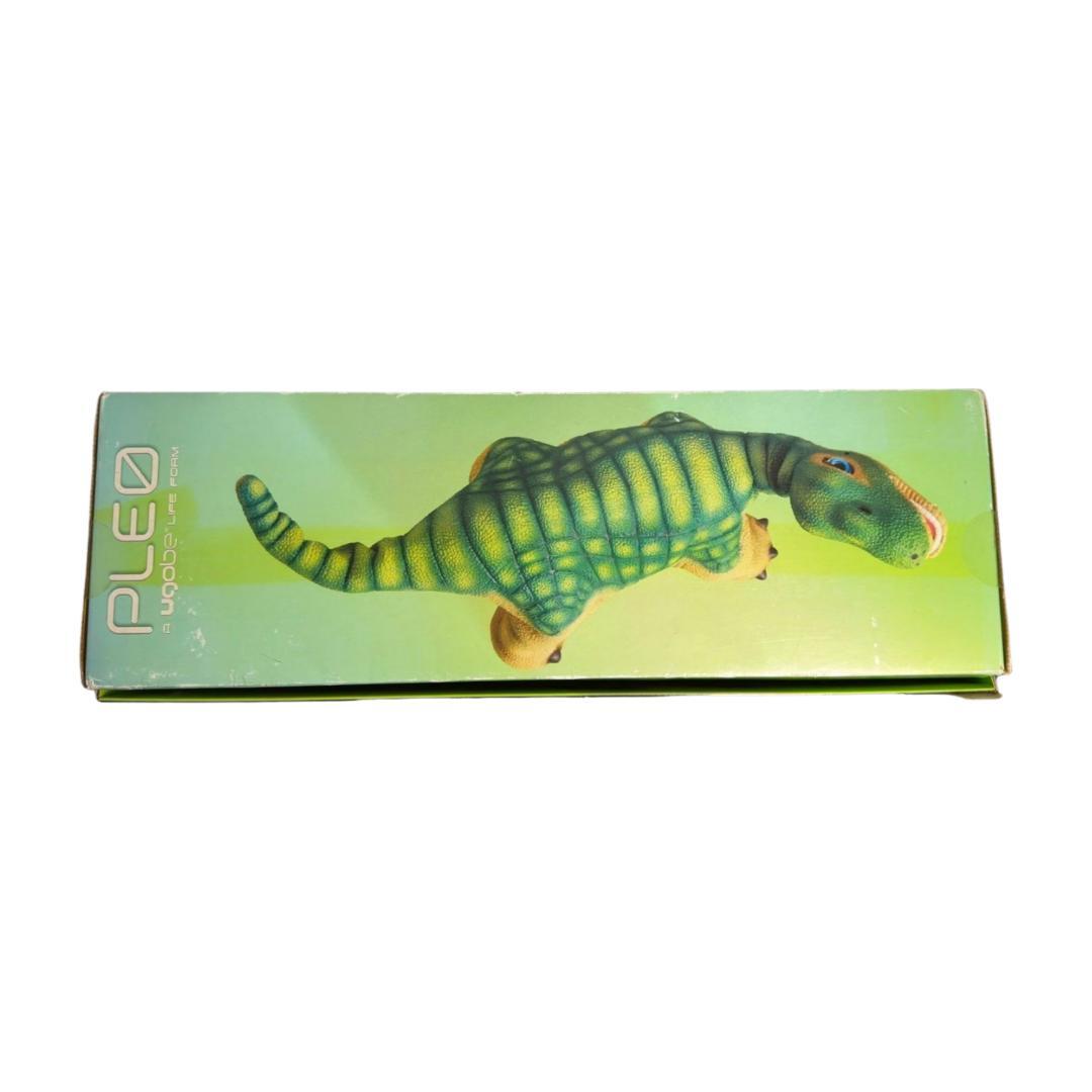 恐竜型ロボットPLEO