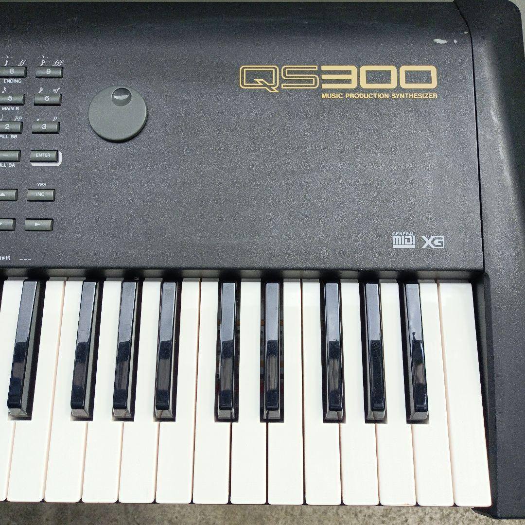 Yamaha QS300 シンセサイザー　本体のみ