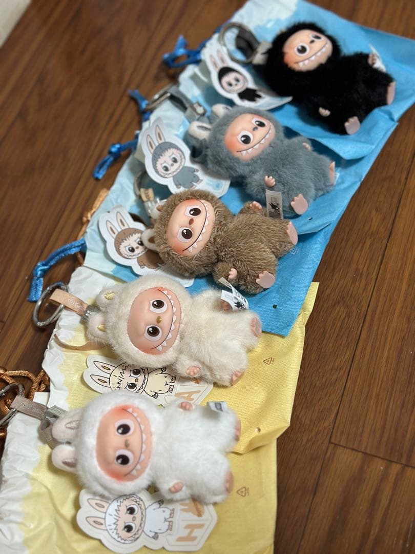 ポップマート ラブブ PIN FOR LOVE ぬいぐるみ ペンダント 5点