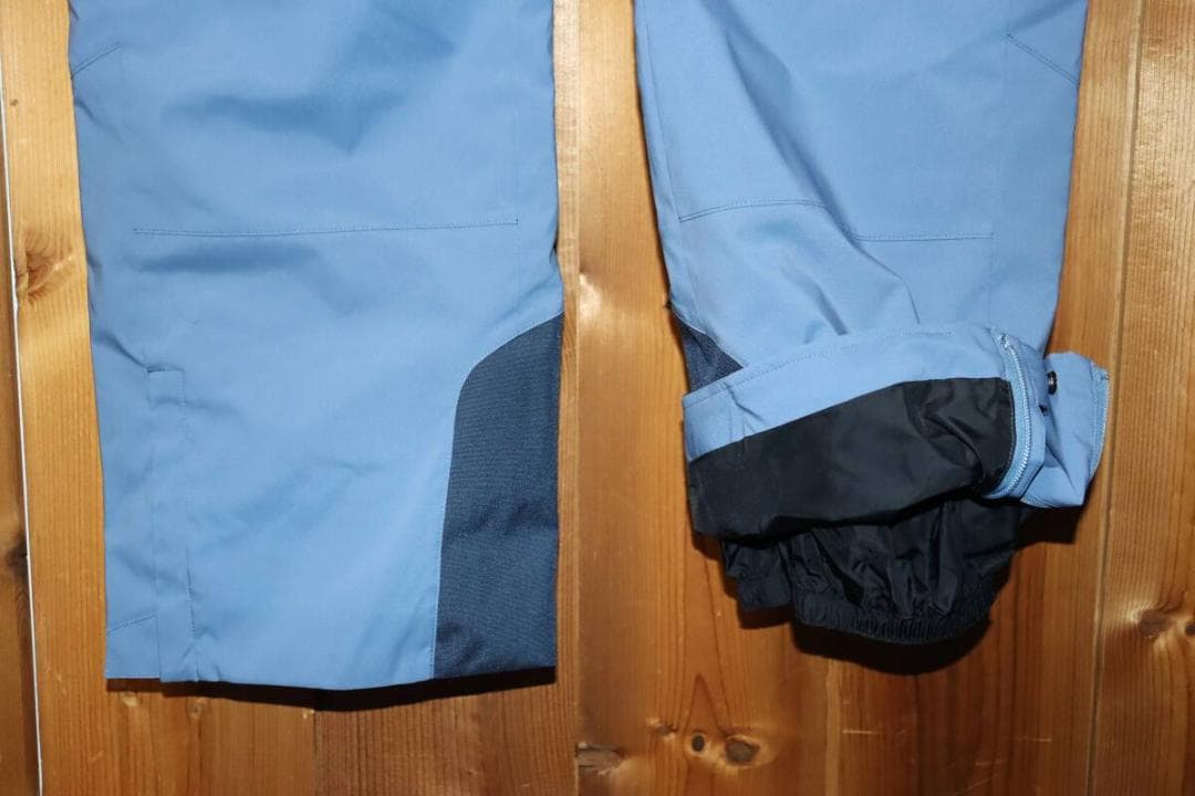 新品ゴールドウイン Gソリッド カラー ワイド 中綿 スキーパンツ (3/L)Ⓗ