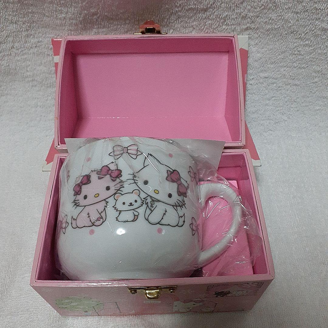 チャーミーキティ　マグカップ　(箱ケース付き)