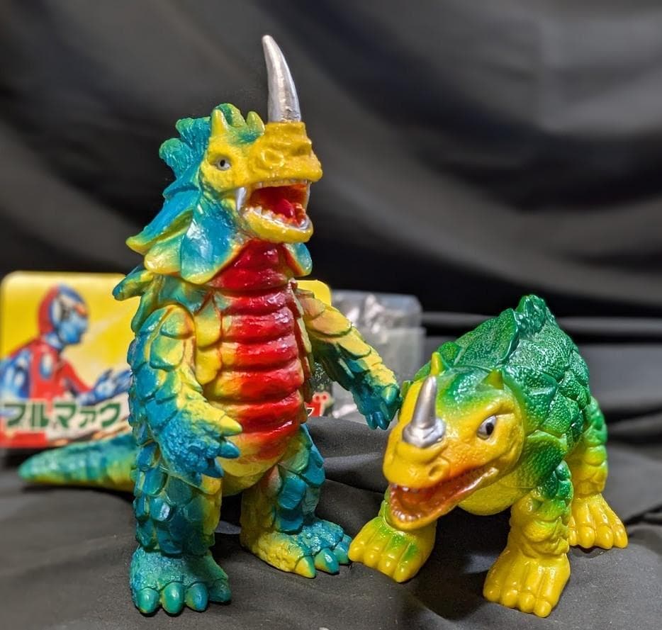 シーゴラス＆シーモンス　帰マン登場怪獣（ブルマァク復刻）ソフビ２体セット