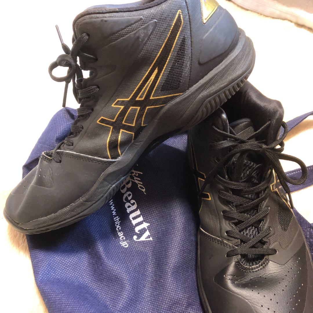 バスケシューズ