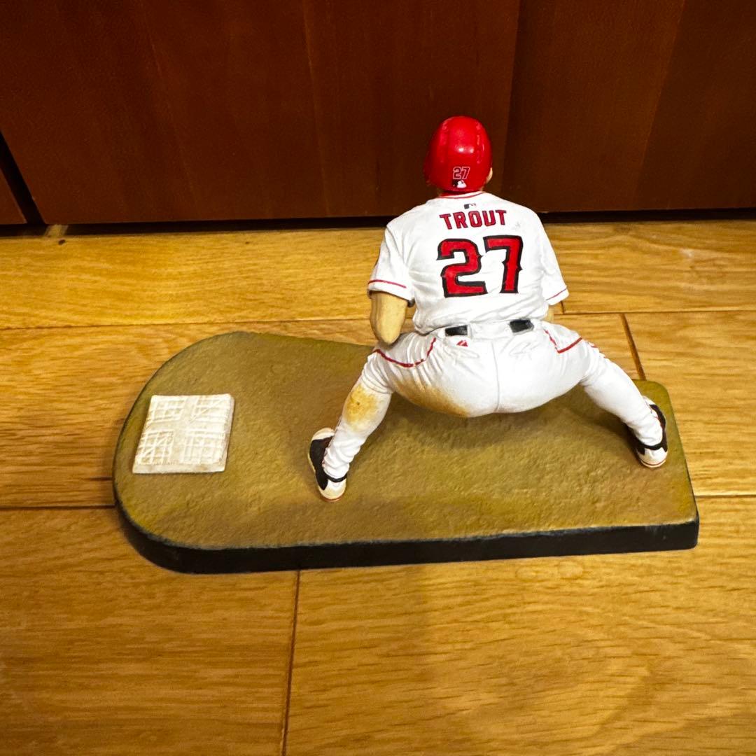 トラウト フィギュア 27番 エンゼルス　マクファーレン