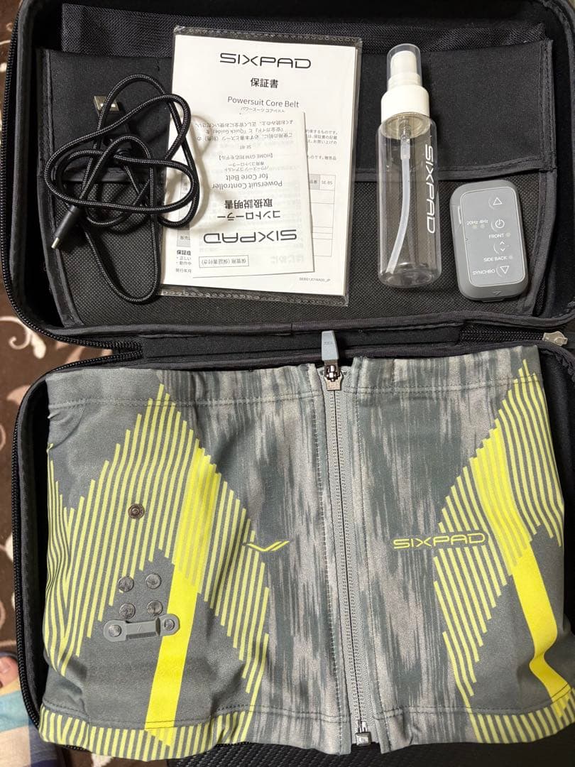SIXPAD パワースーツ　コアベルト（Sサイズ）　コントローラー付き