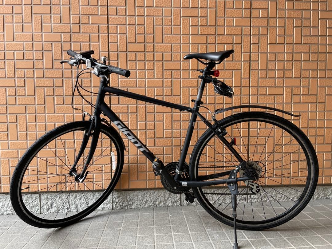 【高年式2024】ジャイアント ESCAPE R3 クロスバイク マットブラック