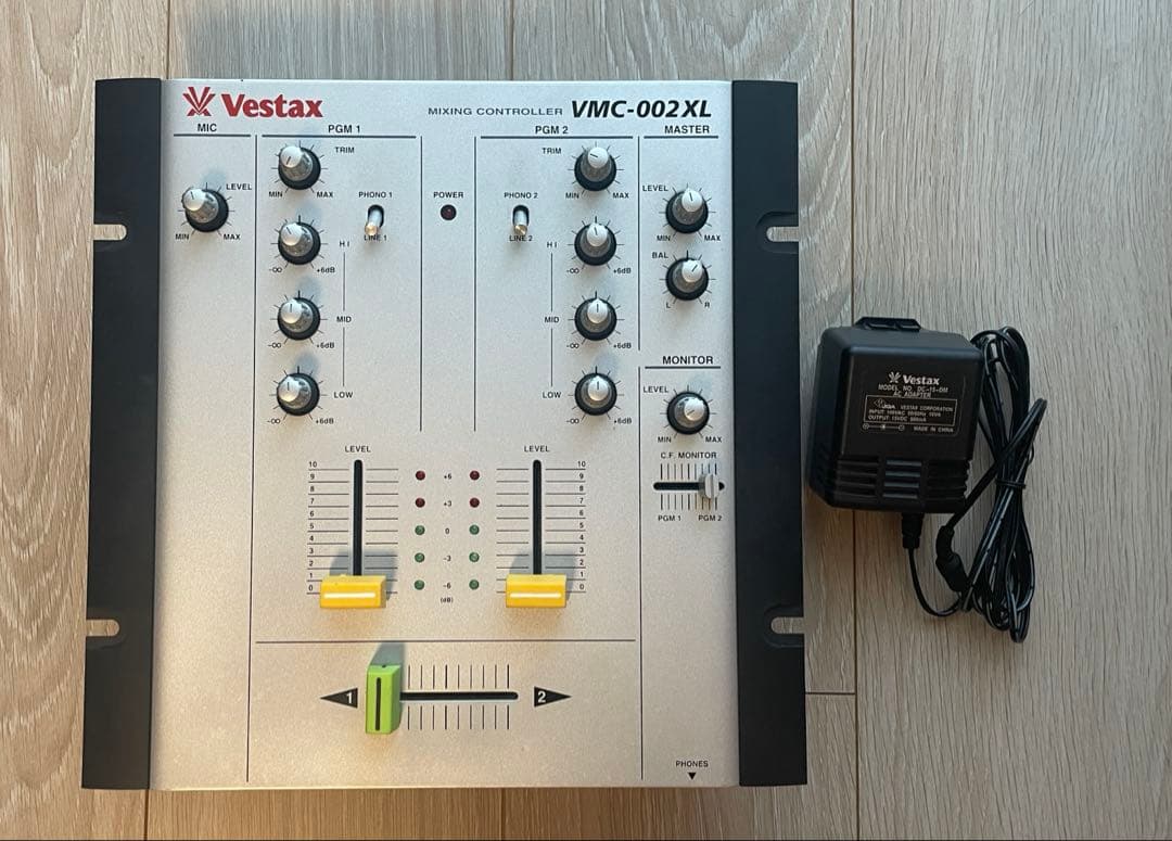 【音出確認済】Vestax VMC-002XL DJミキサー