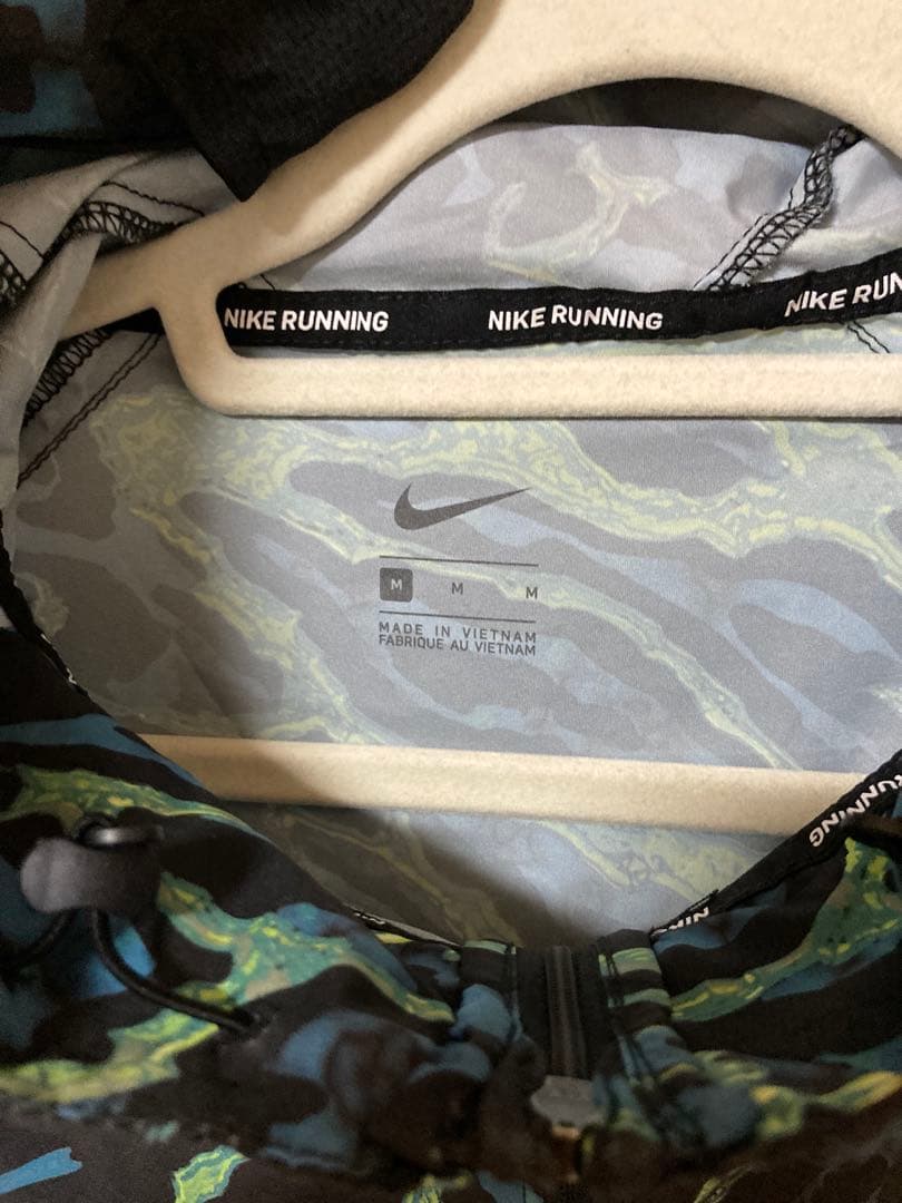 希少　ナイキ　ランニングジャケット　M ウィンドランナー　パーカー　Nike