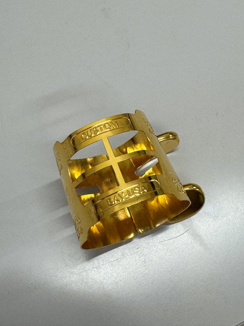 チャールズ・ベイ　テナーサックス用リガチャー Baroque（バロック）金メッキ