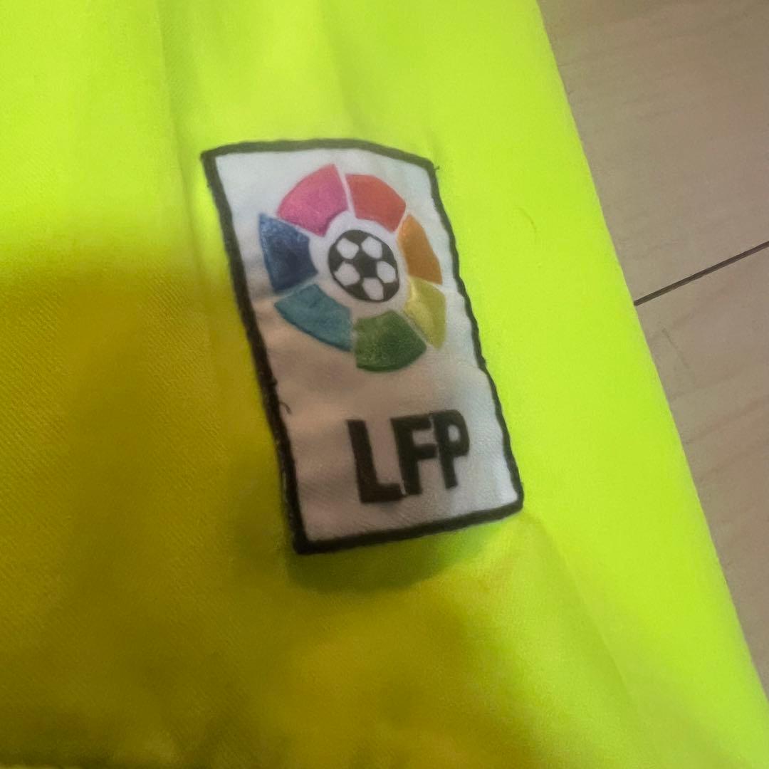 【極希少品】05/06 FCバルセロナNo.30リオネル・メッシAWAY