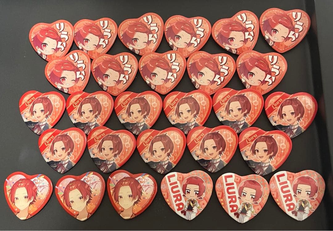 いれいす りうら ハート型缶バッジ