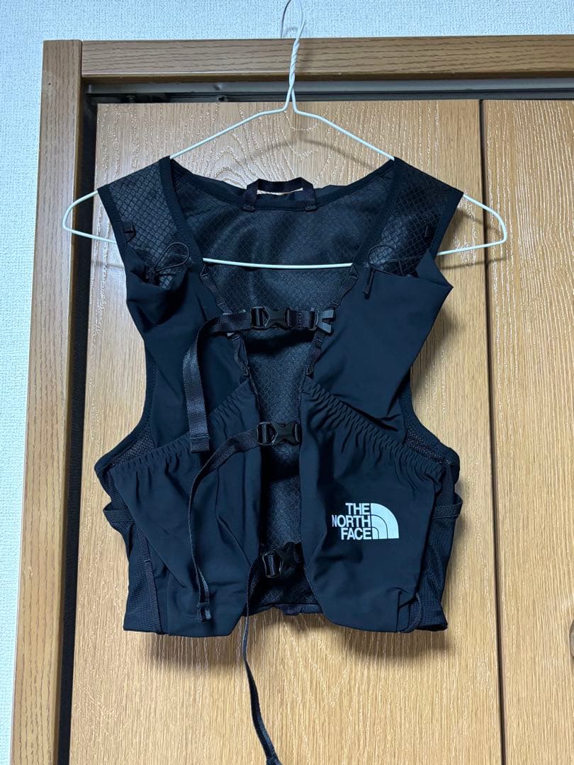 新品ノースフェイス TR6 Sサイズ