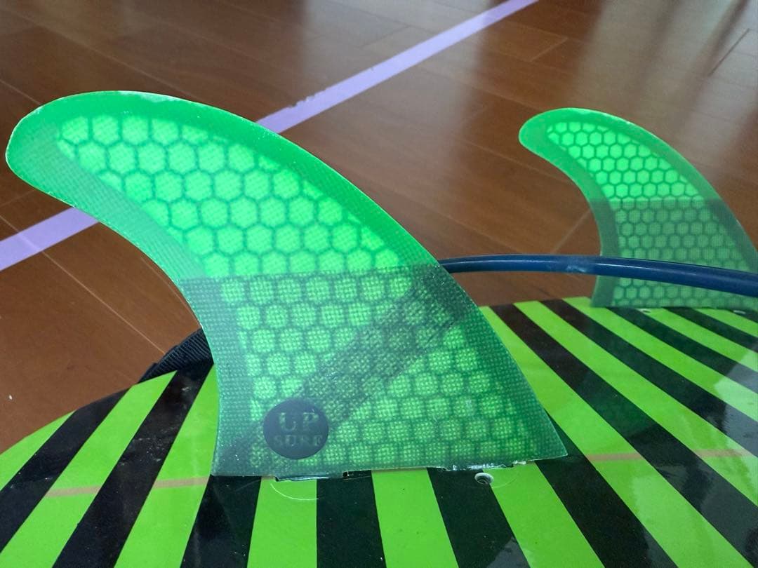 ミッドレングス essence エッセンス 6.6 サーフボード