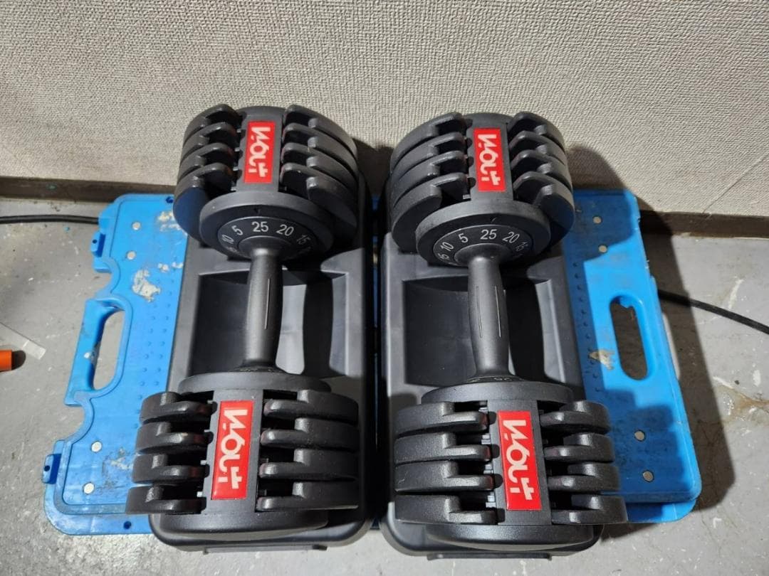 ★Wout/ダンベル/可変式/片手重量調整可最小5kg最大25kg★5段階調節