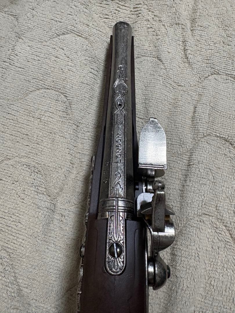 K.T.W フリントロックピストル 未使用品