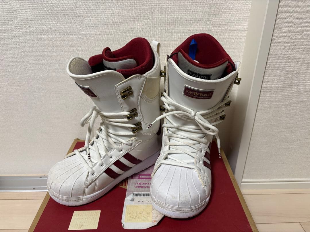 【わん】27cm アディダス　スーパースター　スノーボードブーツ