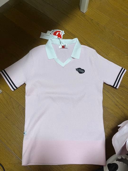 韓国waacゴルフ服、斬新で動きやすい