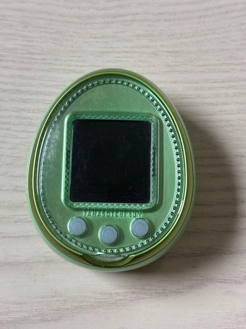 たまごっち4u+プラス　ライムグリーン