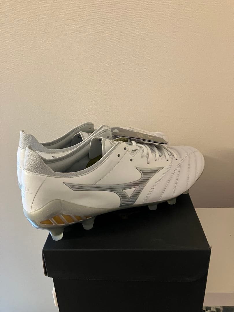 ミズノ サッカースパイク モレリアネオ3 ジャパン 26.5