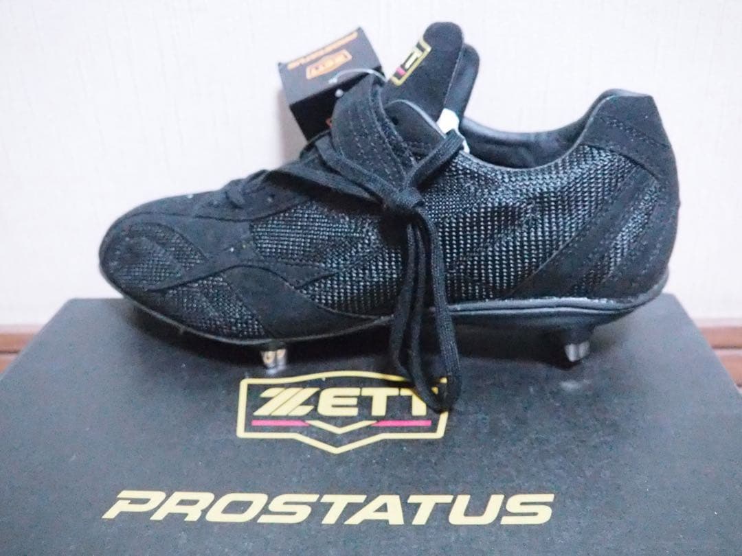 新品未使用【27.5cmゼット　プロステイタス】野球用埋め込み型金具スパイク。