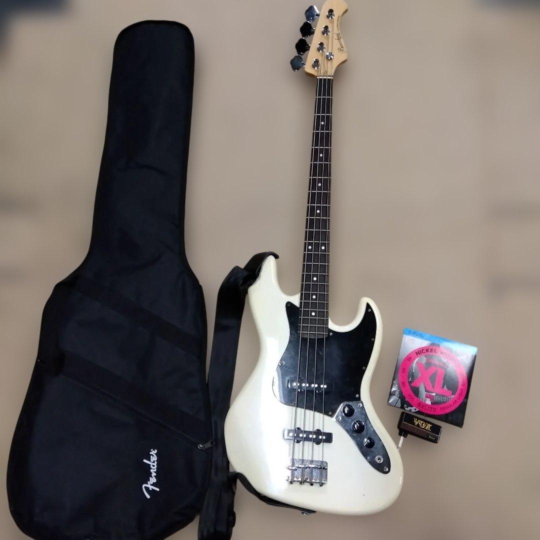 ①Bacchus ベース ユニバーサルシリーズ