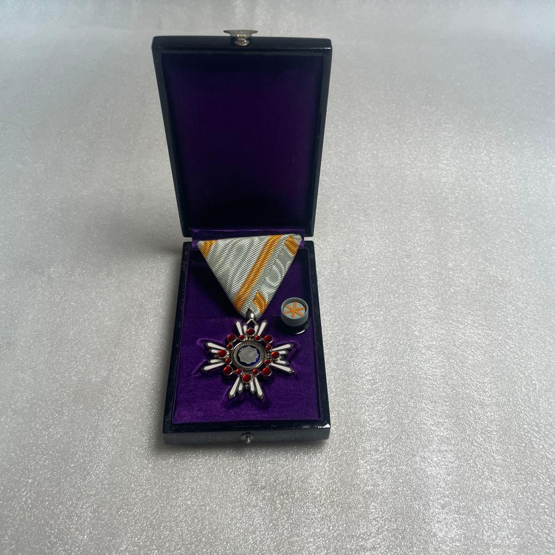 【希少・完品】勲六等瑞宝章 略綬・共箱付き 勲章 記章