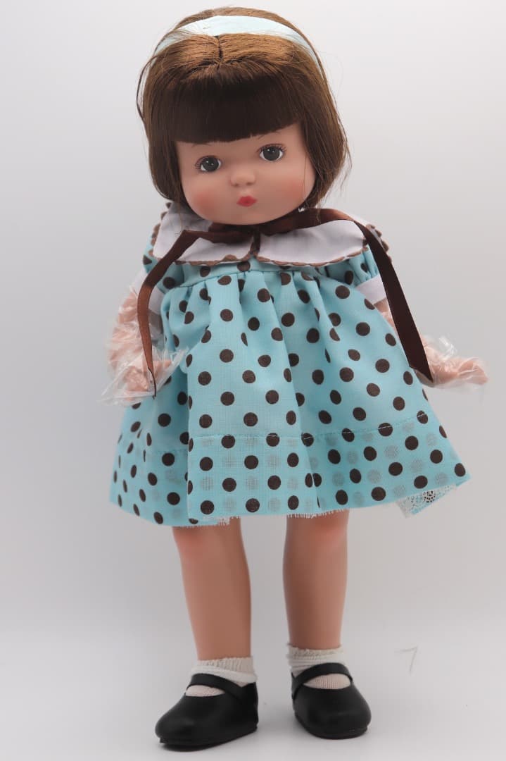 プリティー・リトル・パッツィー 水玉模様ドレスの人形 31cm