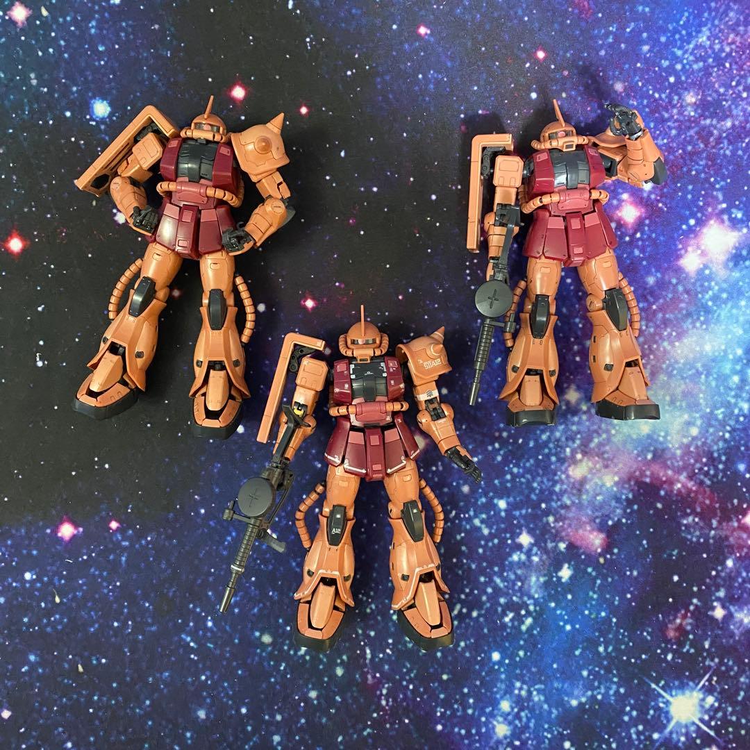 ガンプラ RG 1/144 シャア専用ザク 完成品3体セット