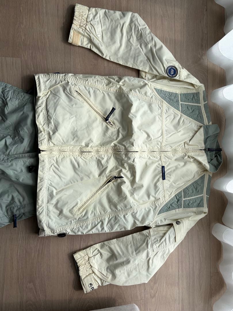 Burton ボードウェア　スキーウェア上下セット　説明欄必須