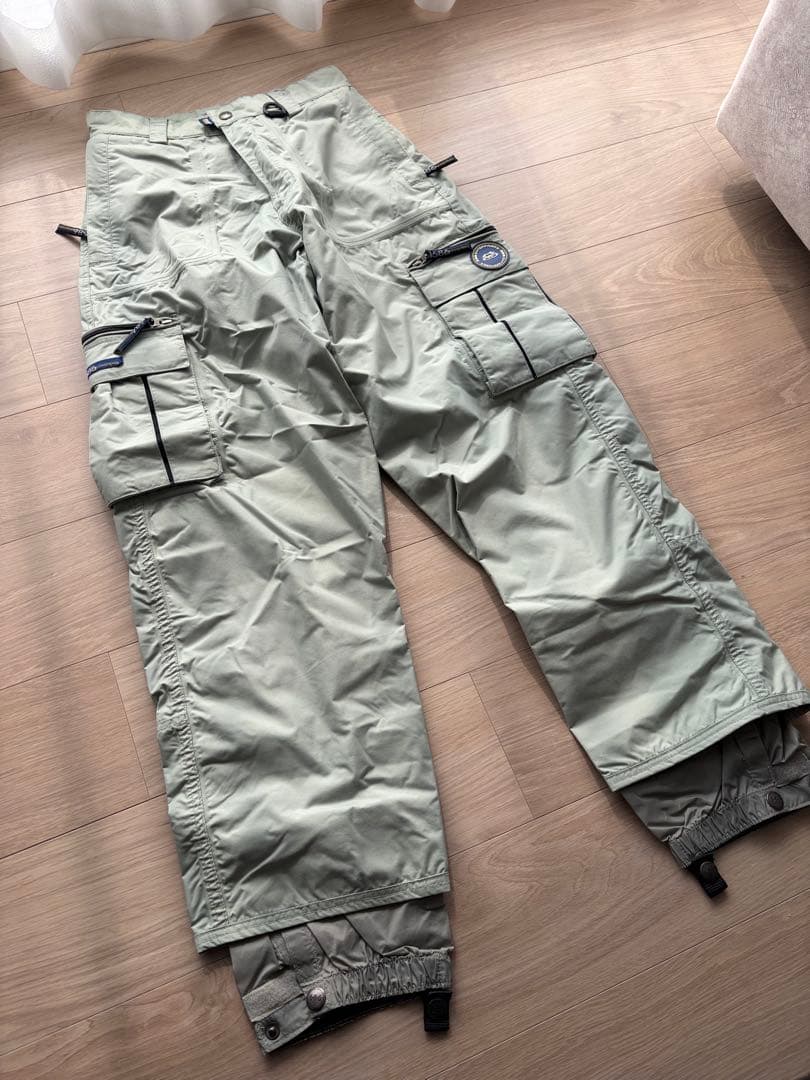 Burton ボードウェア　スキーウェア上下セット　説明欄必須