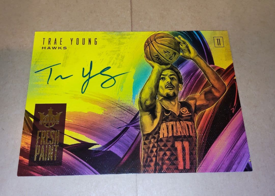 NBAカード TRAE YOUNG AUTO RC トレイ・ヤング サイン