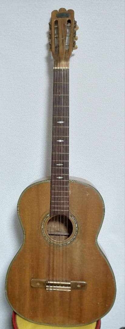 モンタノ　総単板！？ パーラーギター 6弦 　ジャンク　 要リペア　汚れそのまま