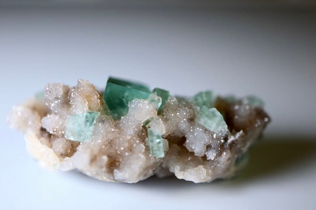 鉱物標本　La Boule